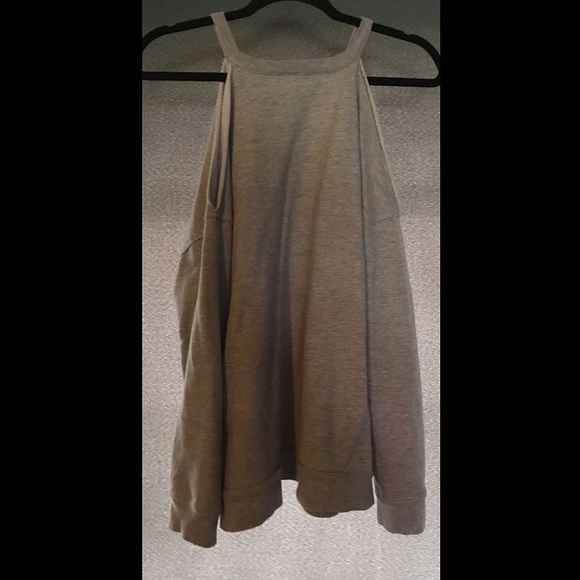 American Eagle gray cold shoulder top. - Picture 2 of 3